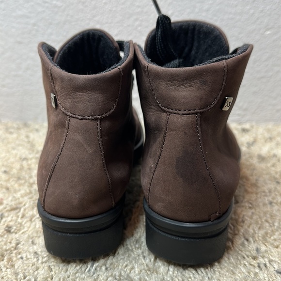 HARTJES SHARKY AUBERGINE NUBUCK CHUKKA BOOTS - Picture 5 of 12